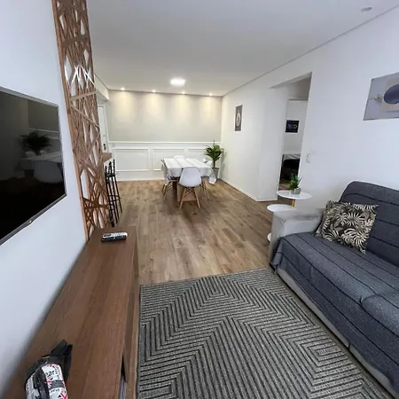 Guaru 17 Apartamento na Praia da Enseada-2